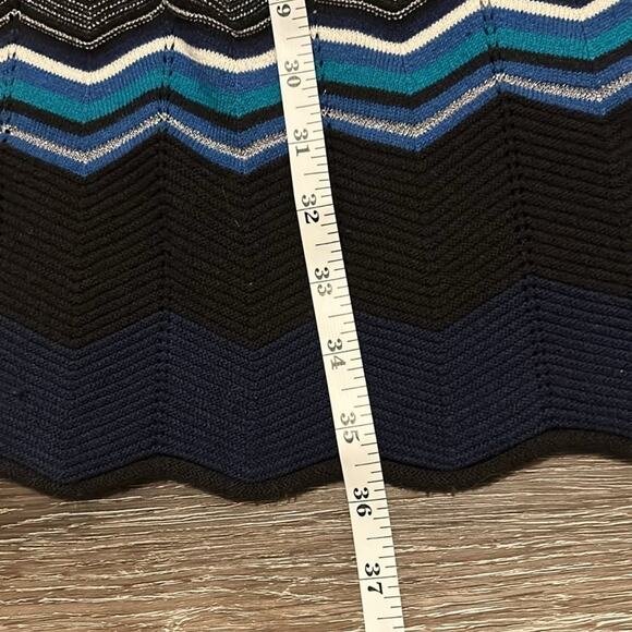 a.n.a. Black, Blue, White Knit Long Sleeve Dress, Size Small - Picture 9 of 11